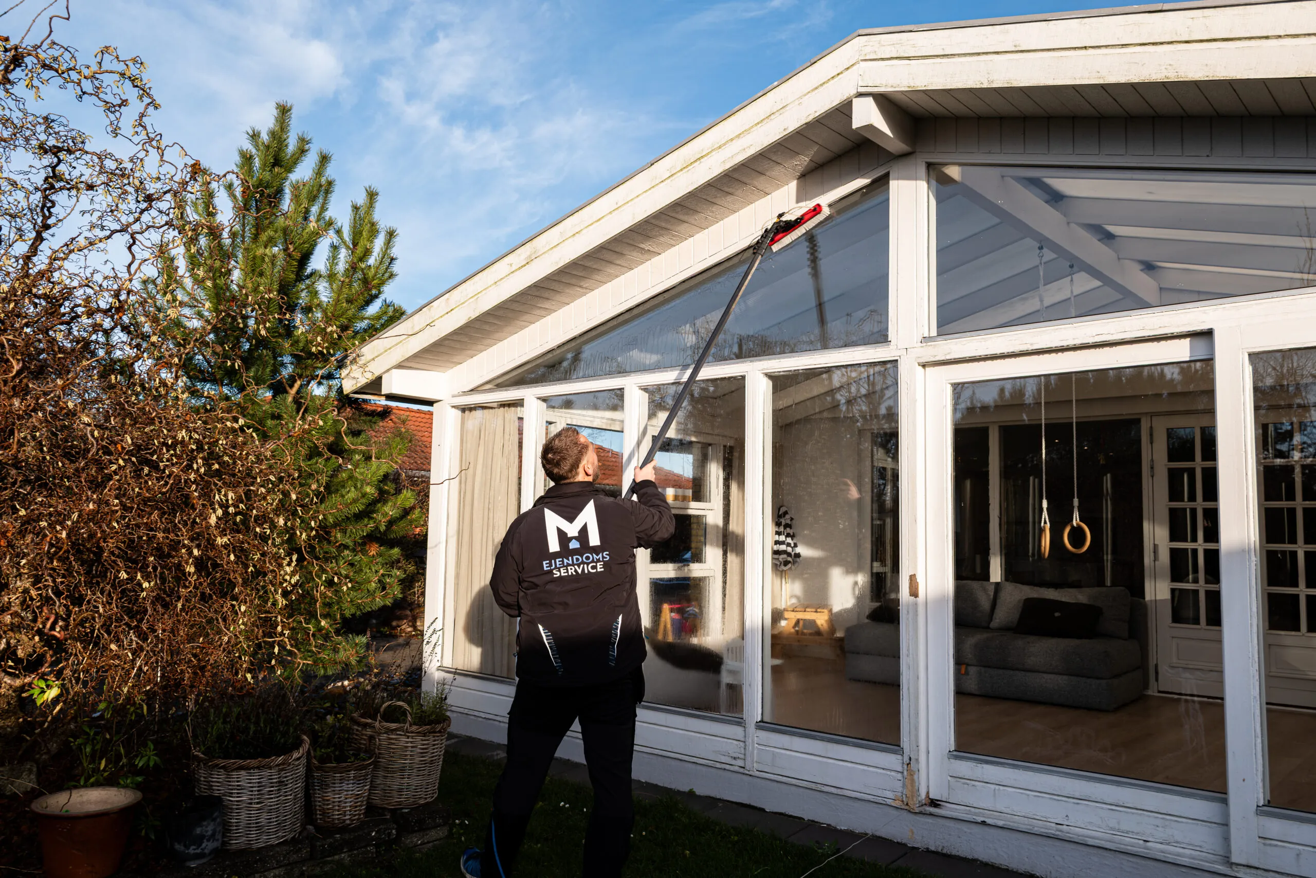 Vinduespudsning udført af M.H. Ejendomsservice